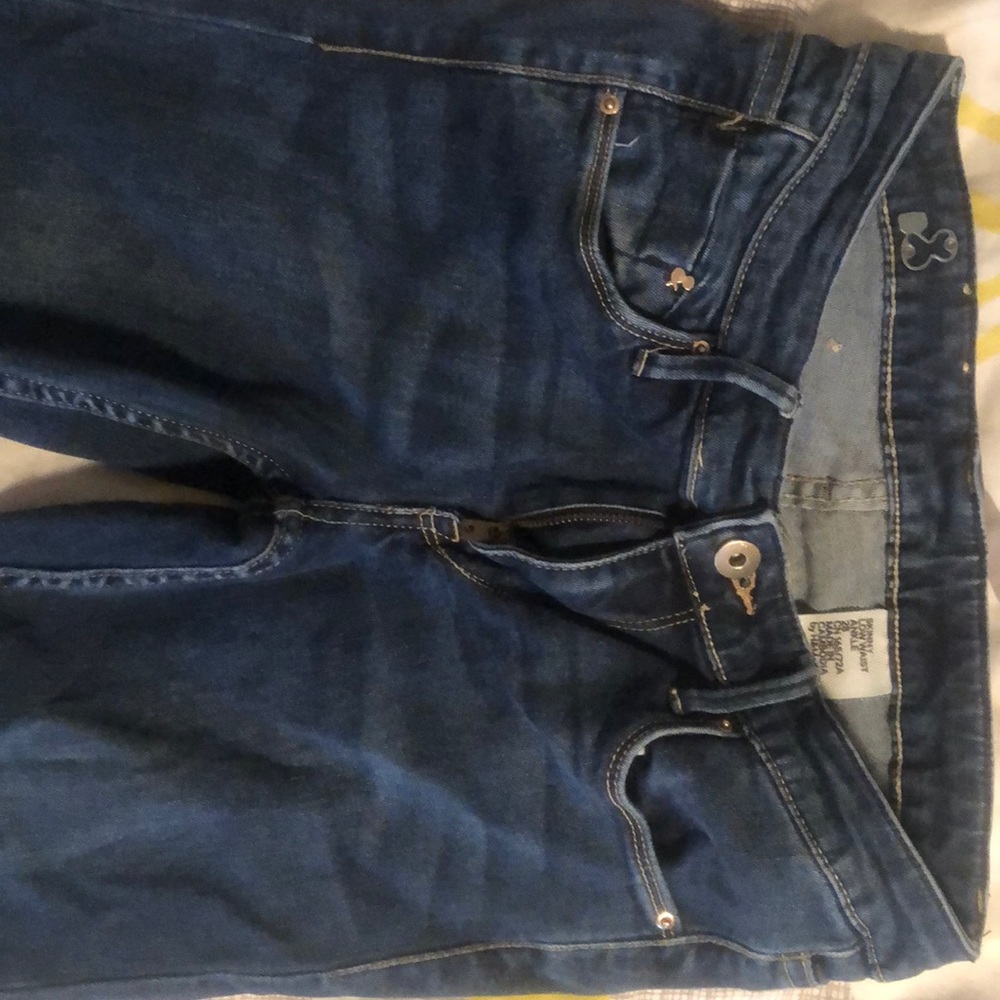 Skinny jeans